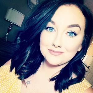 Meet your Posher, Casey